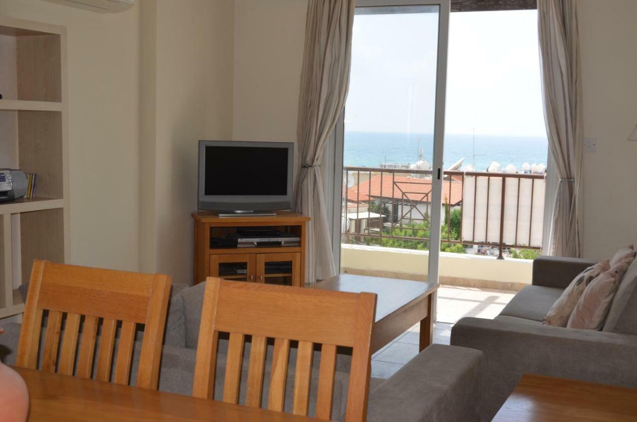 Caiti'S Place Lejlighed Paphos Eksteriør billede