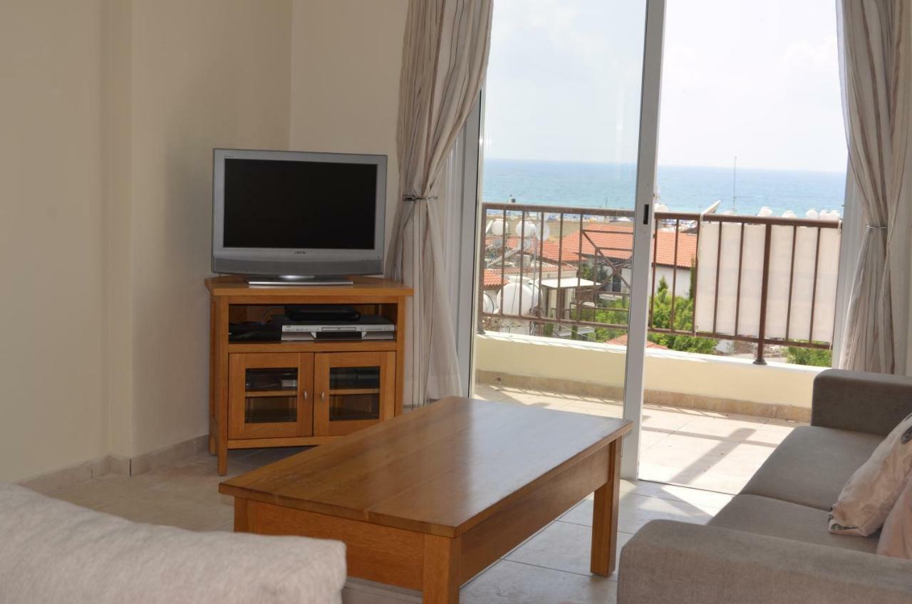 Caiti'S Place Lejlighed Paphos Eksteriør billede